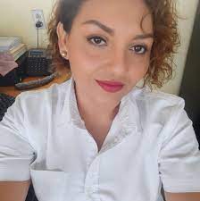 Rosy Gonzalez-compradora de facebook